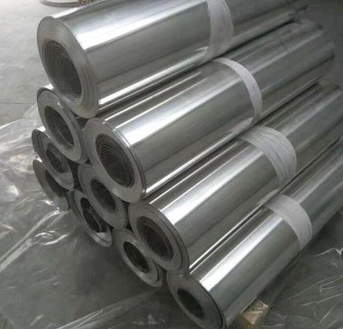 ���̰���